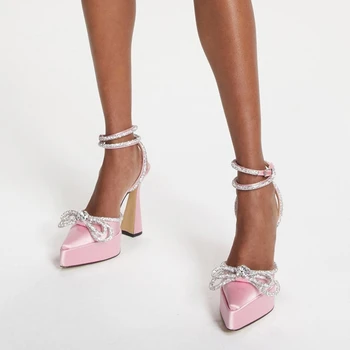 2022 Moda Nova de Salto Alto Apontado Strass Arco de Cetim Sandálias Grosso Calcanhar Impermeável Plataforma Sexy Cinta Romano Sapatos femininos